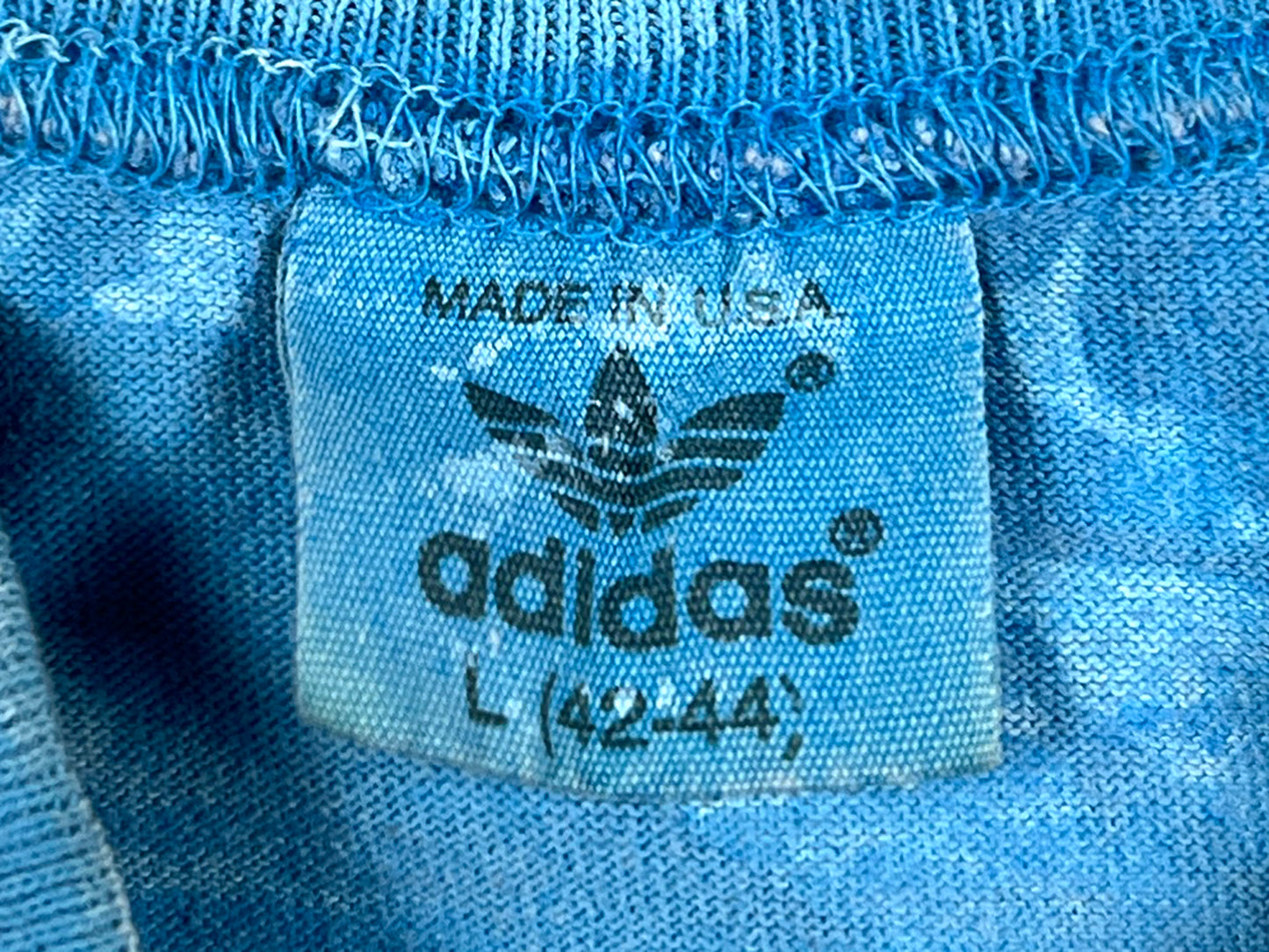 VTG ADIDAS ALL OVER PRINT TRIBAL T-SHIRT