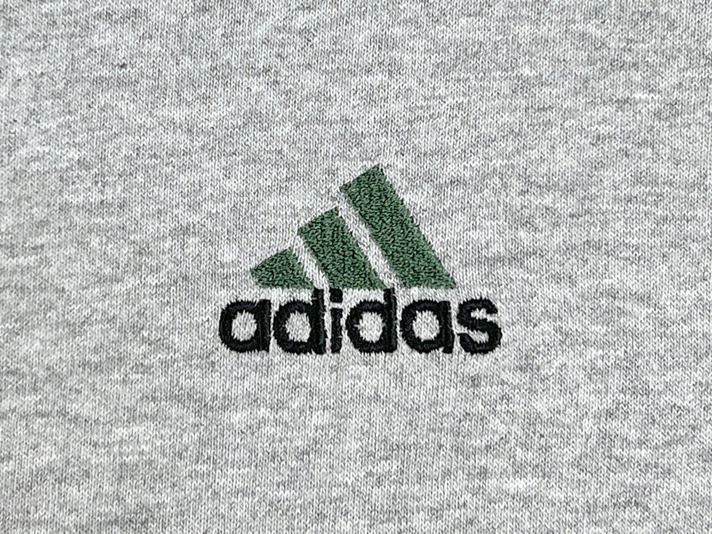 VTG ADIDAS EMBROIDERED T-SHIRT