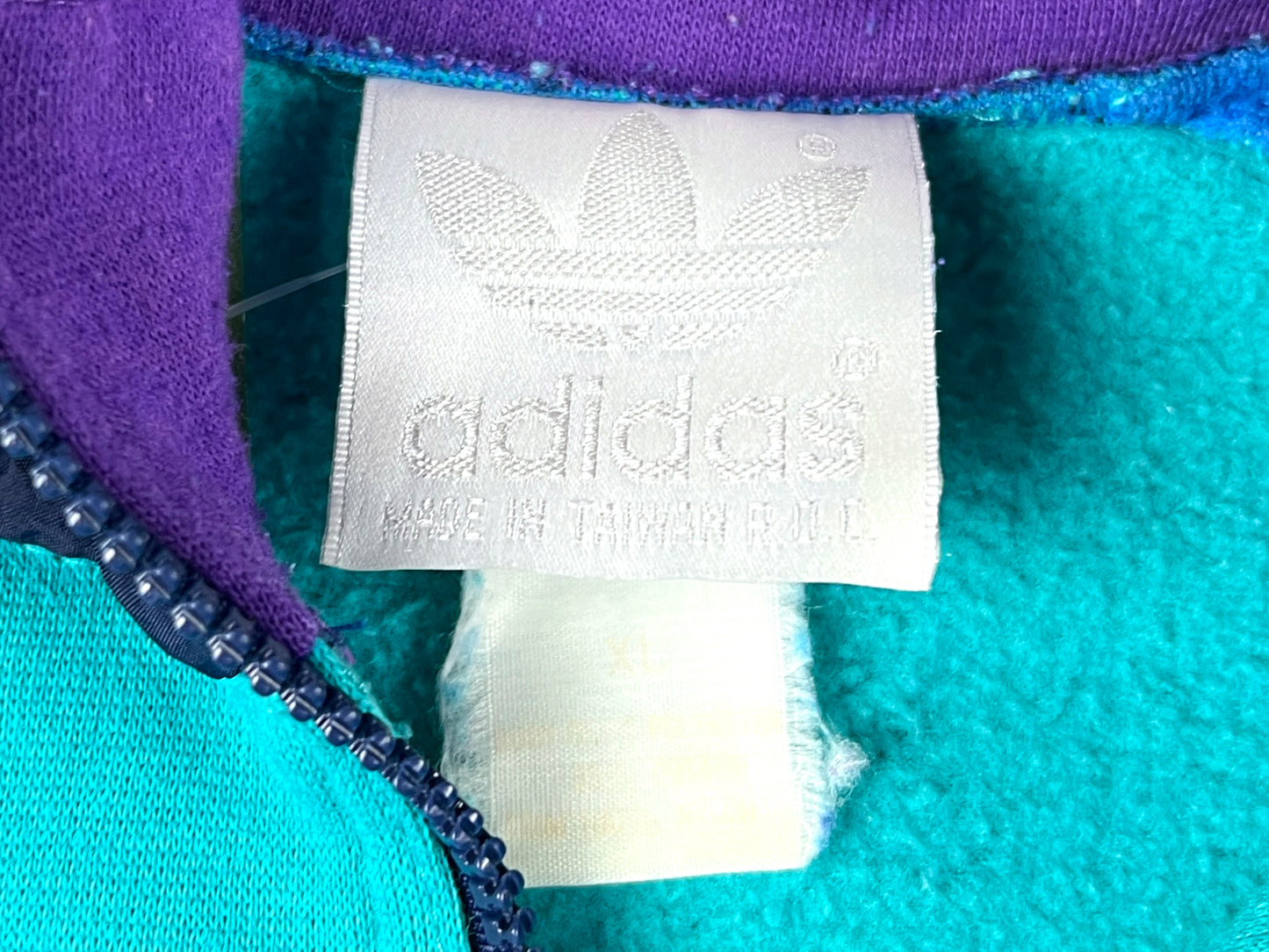 VTG ADIDAS 1/2 ZIP SWEATER