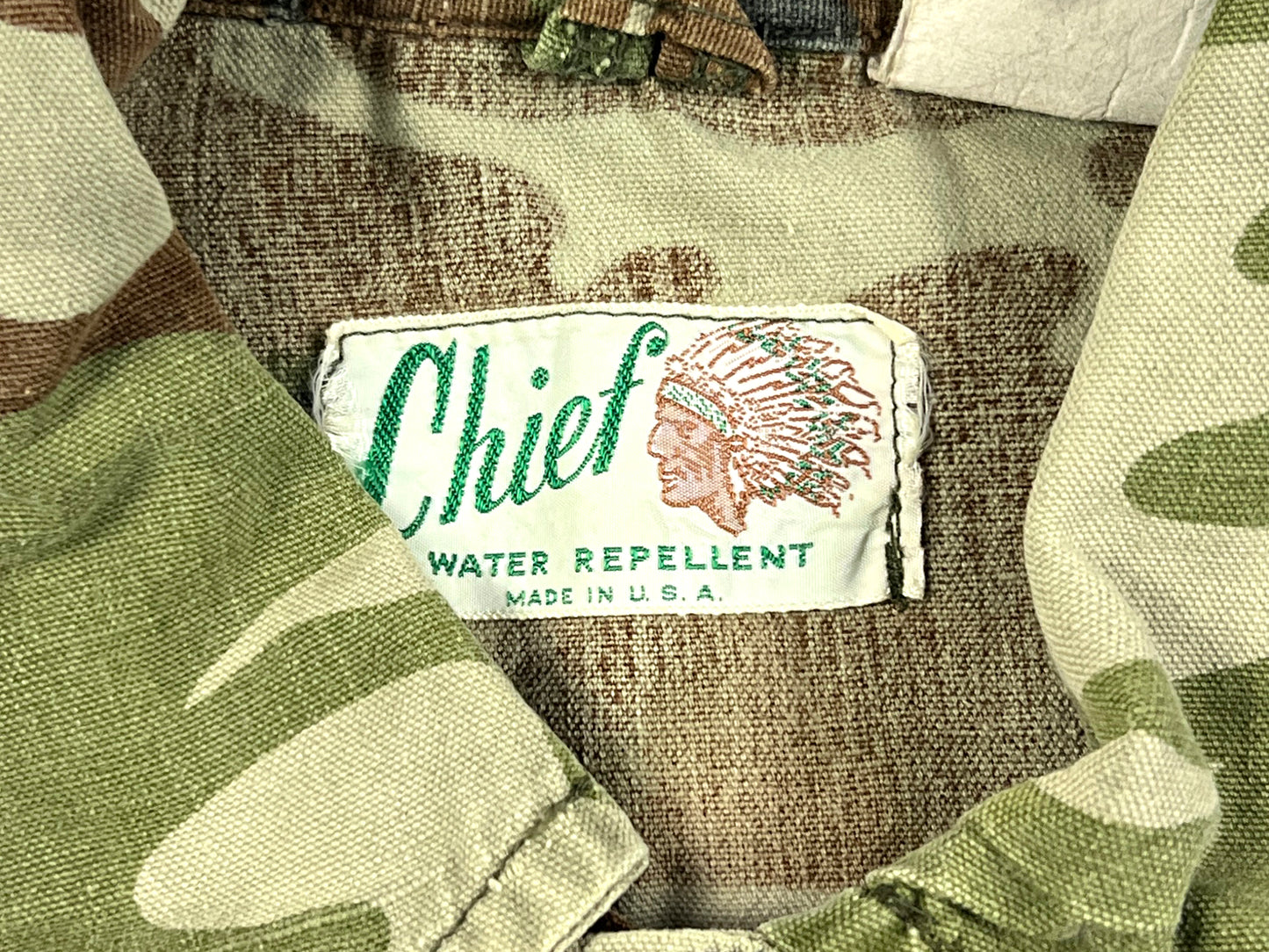 VTG CHIEF WOODLAND CAMO JACKET