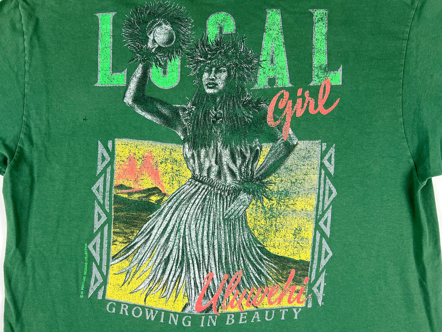 VTG HAWAIIAN STRENGTH LOCAL GIRL T-SHIRT