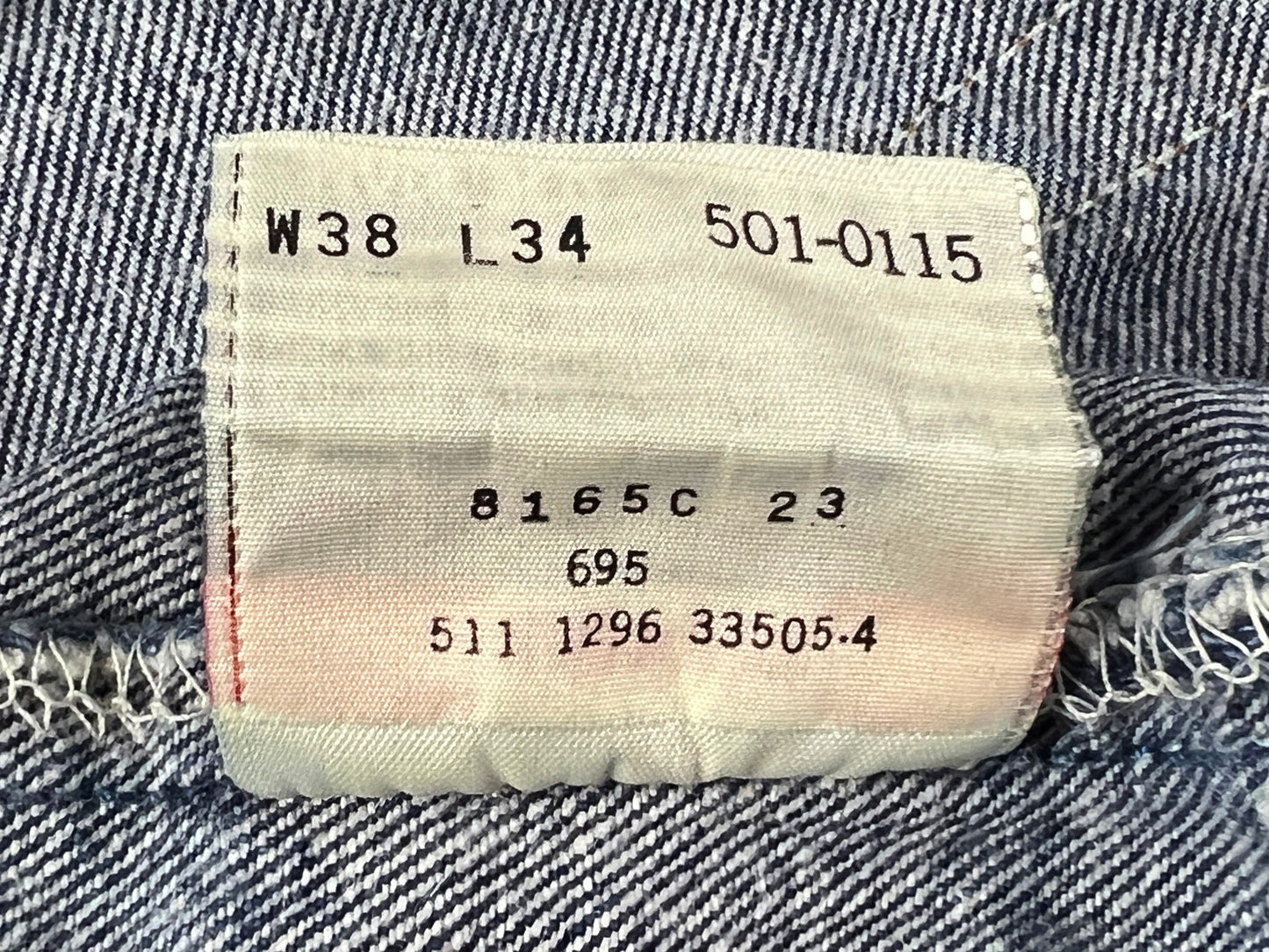VTG LEVIS 501 DENIM JEANS