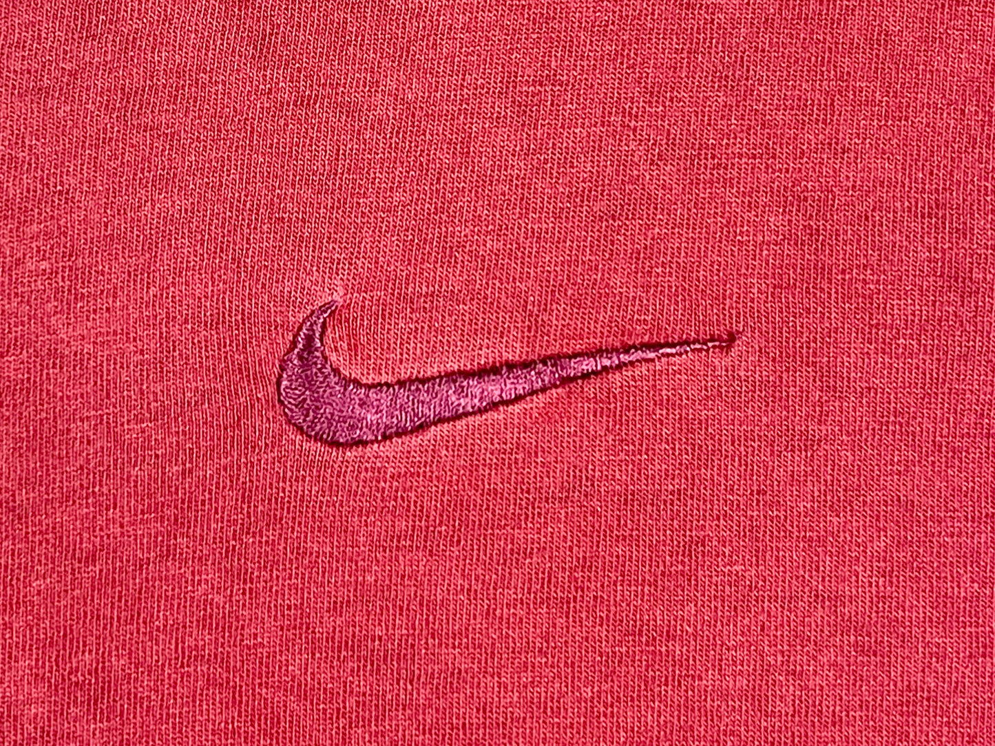 VTG '00 NIKE ESSENTIAL T-SHIRT