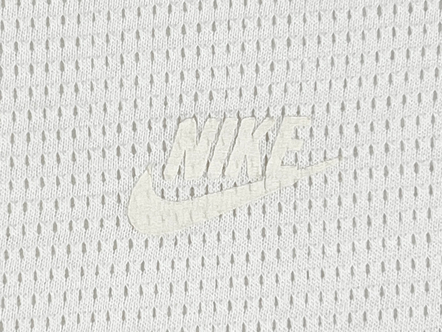 VTG '80S NIKE MESH SHIRT