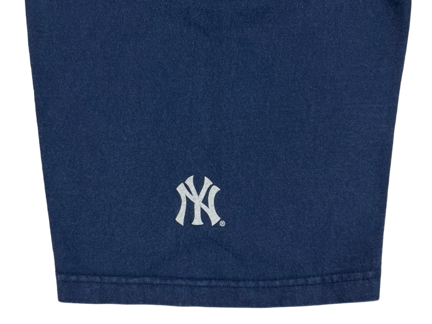2006 YANKEE UNIVERSE T-SHIRT