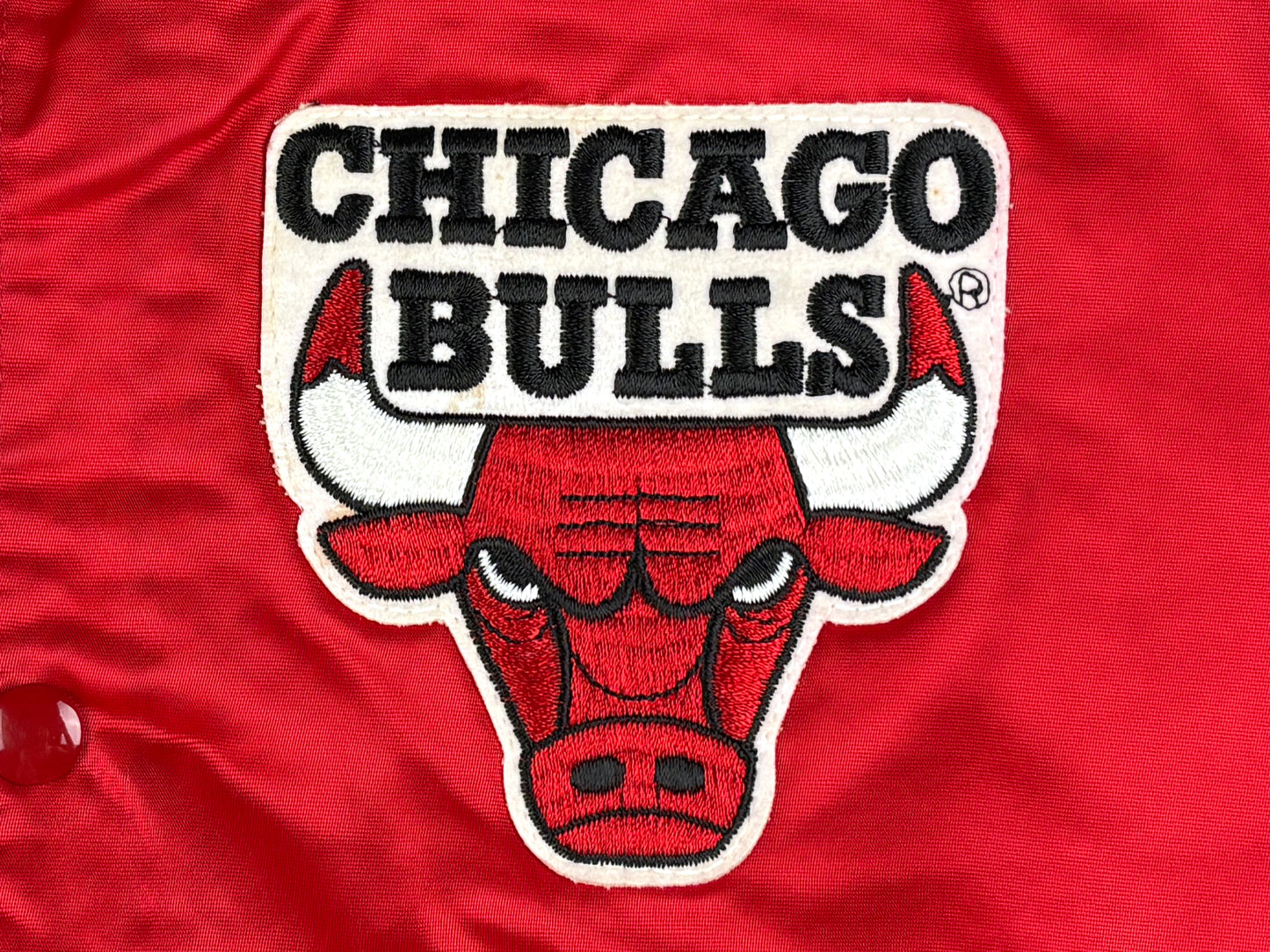 VTG '90S CHICAGO BULLS CHALKLINE SATIN JACKET