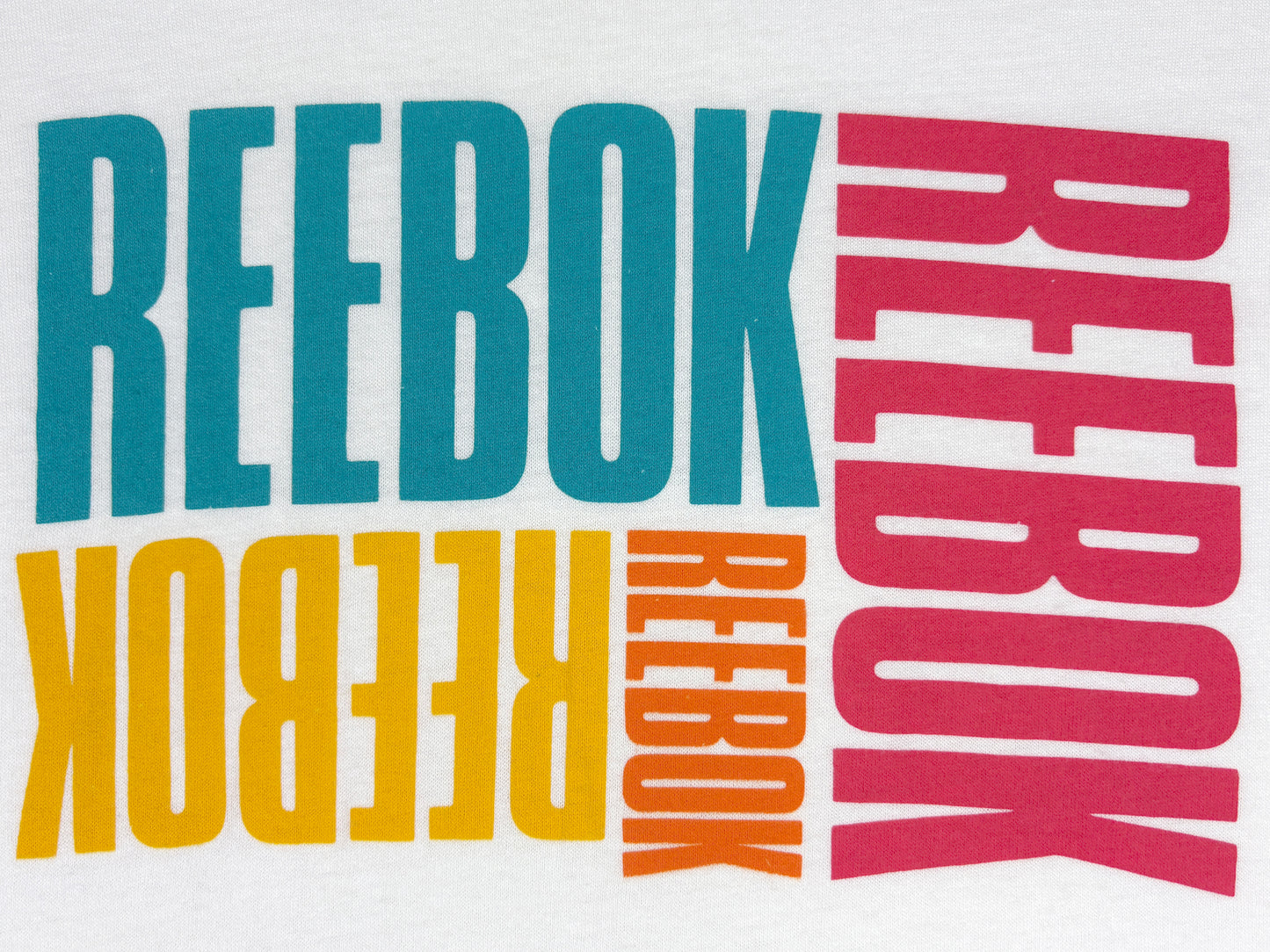 VTG REEBOK T-SHIRT