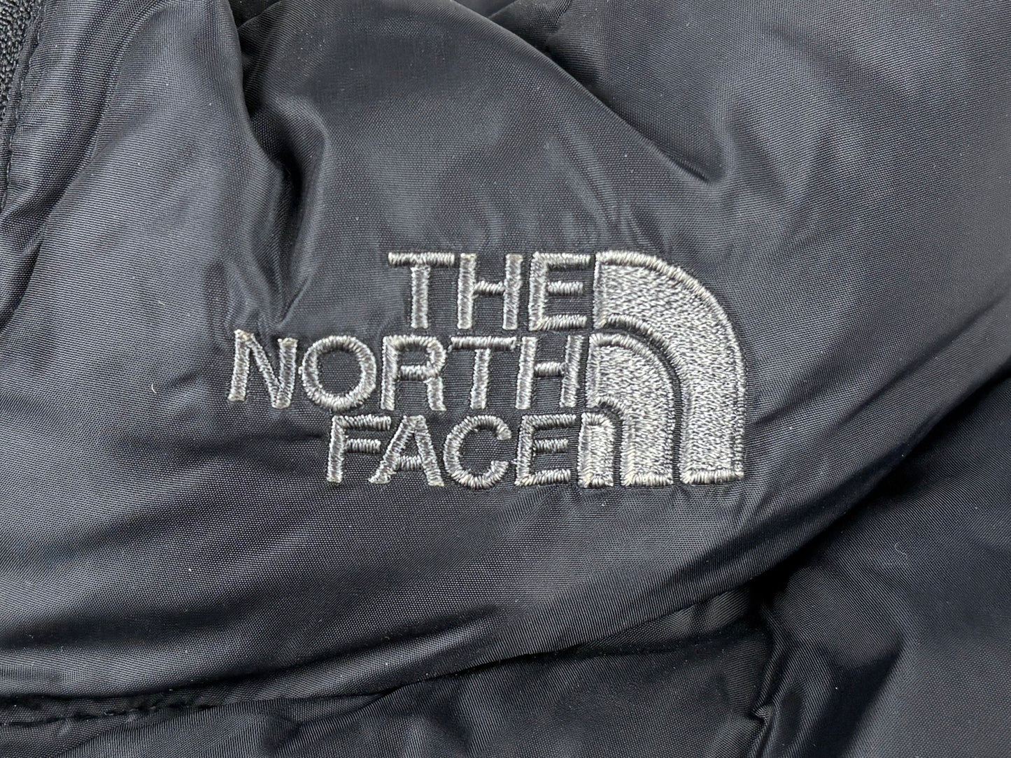 THE NORTH FACE PUFFER VEST