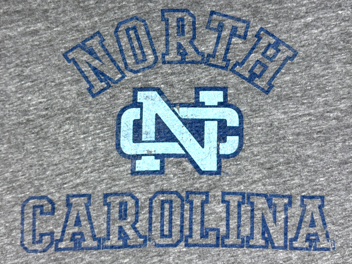 VTG '80S UNIVERSITY OF NORTH CAROLINA T-SHIRT